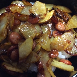 ウインナーじゃがいものすき焼きタレ丼